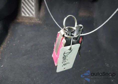 2017 Toyota Camry Le/Se/Xle/Xse from USA, damaged, VIN 4T1BF1FK6HU271649